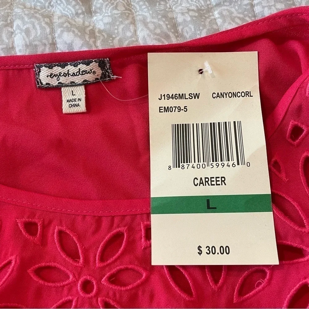 Eyeshadow Coral Red Eyelet Long Sleeve Top Blouse Large NWT